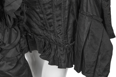 A fine Comme des Gar&ccedil;ons ruffled black silk-blend ensemble, 'Dark Romance, Witch' collection, Autumn-Winter 2004-05 - 15