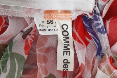 A Comme des Gar&ccedil;ons floral print dress, 'Lost Empire' collection, Spring-Summer 2006 - 9