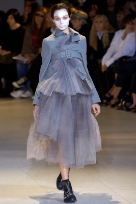 A Comme des Gar&ccedil;ons grey tulle and felted wool ensemble, 'Cubisme' collection, Spring-Summer 2007 - 6