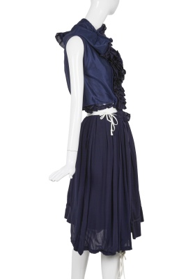 A Comme des Gar&ccedil;ons blue ruffles and pleated ensemble, 'Cacophony' collection, Spring-Summer 2008 - 5