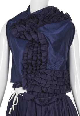 A Comme des Gar&ccedil;ons blue ruffles and pleated ensemble, 'Cacophony' collection, Spring-Summer 2008 - 6
