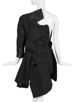 A Comme des Gar&ccedil;ons asymmetric black dress, 'Crush' collection, Spring-Summer 2013 - 4