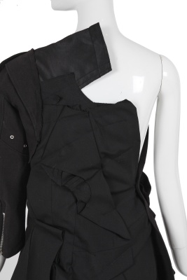 A Comme des Gar&ccedil;ons asymmetric black dress, 'Crush' collection, Spring-Summer 2013 - 9