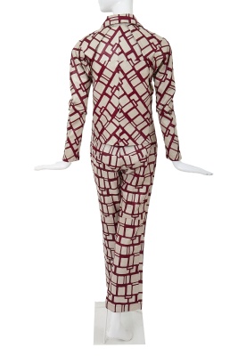 A Junya Watanabe/Comme des Gar&ccedil;ons burgundy and grey woven suit, Spring-Summer 1996 - 4