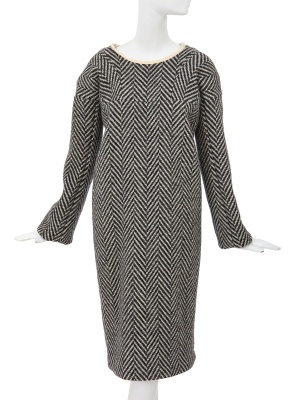 A Junya Watanabe/Comme des Gar&ccedil;ons black and white herringbone wool dress, Autumn-Winter 1996-97 - 3