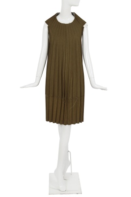 A Junya Watanabe/Comme des Gar&ccedil;ons pleated green wool dress, Autumn-Winter 1998-1999