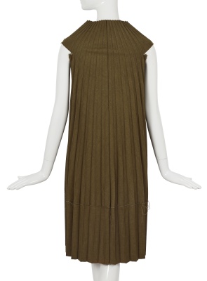 A Junya Watanabe/Comme des Gar&ccedil;ons pleated green wool dress, Autumn-Winter 1998-1999 - 4