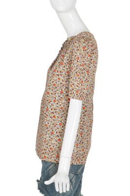 A Junya Watanabe/Comme des Gar&ccedil;ons denim and printed cotton ensemble, Spring-Summer 2002 - 4
