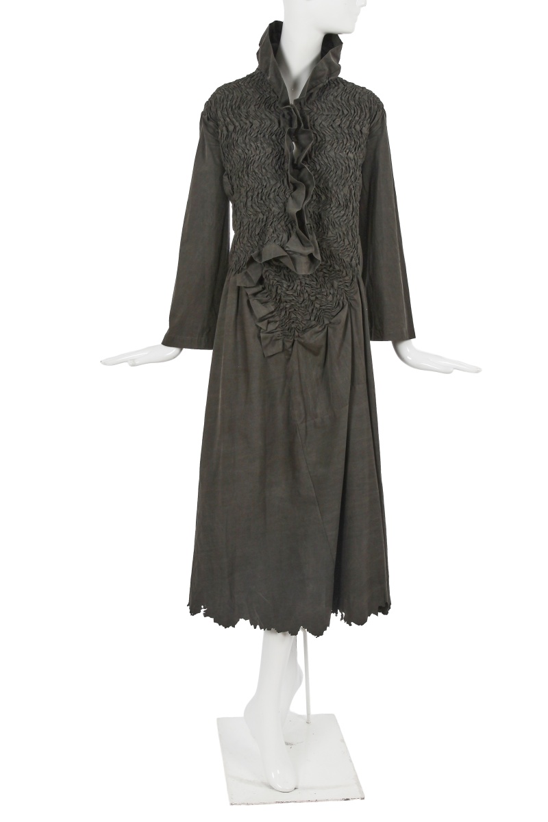 A Junya Watanabe/Comme des Gar&ccedil;ons grey shirred cotton dress, Autumn-Winter 2002-03