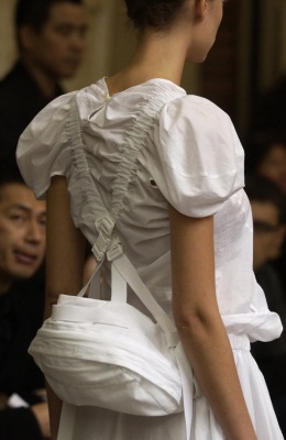 A Junya Watanabe/ Comme des Gar&ccedil;ons printed cotton dress, Spring-Summer 2003 - 8