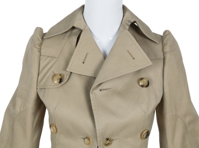 A Junya Watanabe/Comme des Gar&ccedil;ons beige gabardine trench ensemble, Spring-Summer 2006 - 6