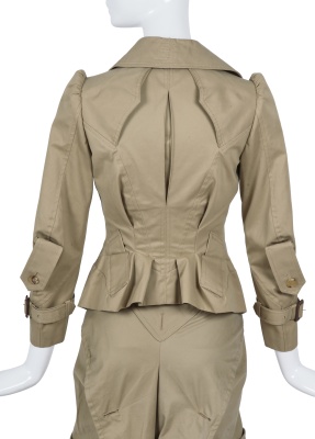 A Junya Watanabe/Comme des Gar&ccedil;ons beige gabardine trench ensemble, Spring-Summer 2006 - 7