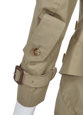 A Junya Watanabe/Comme des Gar&ccedil;ons beige gabardine trench ensemble, Spring-Summer 2006 - 8