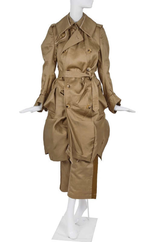 A Junya Watanabe/Comme des Gar&ccedil;ons beige cotton gabardine trench coat ensemble, Spring-Summer 2007