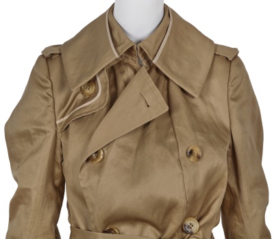 A Junya Watanabe/Comme des Gar&ccedil;ons beige cotton gabardine trench coat ensemble, Spring-Summer 2007 - 6