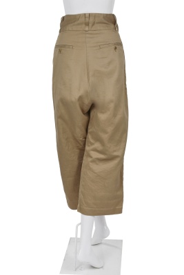 A Junya Watanabe/Comme des Gar&ccedil;ons beige cotton gabardine trench coat ensemble, Spring-Summer 2007 - 11