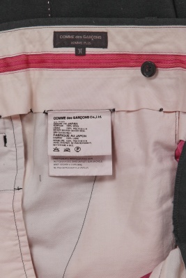 A Comme des Gar&ccedil;ons men's black and pink wool and satin suit, Spring-Summer 2005 - 12