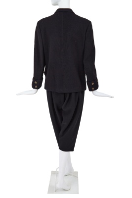 A Comme des Gar&ccedil;ons black wool ensemble, 'Pirates' collection, Autumn-Winter 1981-82 - 4