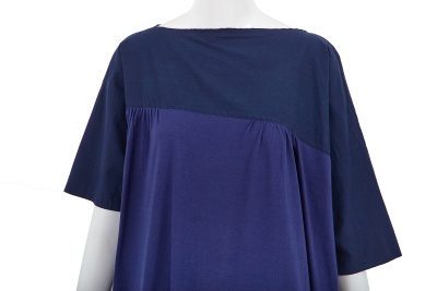 A Comme des Gar&ccedil;ons blue cotton dress, circa 1982 - 4
