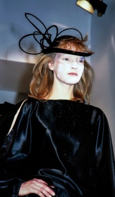 A Comme des Gar&ccedil;ons dark blue satin ensemble, 'Holes' collection, Autumn-Winter 1982-83 - 4
