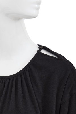 A Comme des Gar&ccedil;ons black wool dress, probably 'Holes' collection, Autumn-Winter 1982-83 - 5