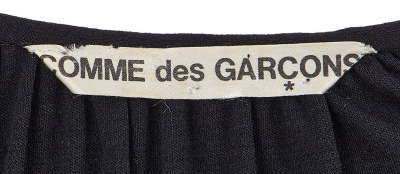 A Comme des Gar&ccedil;ons black wool dress, probably 'Holes' collection, Autumn-Winter 1982-83 - 7