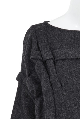 A rare and important Comme des Gar&ccedil;ons grey wool dress, 'Gloves, Skirts, Quilted Big Coats' collection, Autumn-Winter 1983-84 - 5