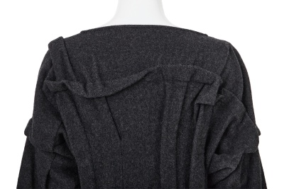 A rare and important Comme des Gar&ccedil;ons grey wool dress, 'Gloves, Skirts, Quilted Big Coats' collection, Autumn-Winter 1983-84 - 7