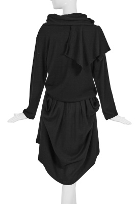A Comme des Gar&ccedil;ons black wool ensemble, 'Gloves, Skirts, Quilted Big Coats' collection, Autumn-Winter 1983-84 s)' collection, Autumn-Winter 1984-85 - 3