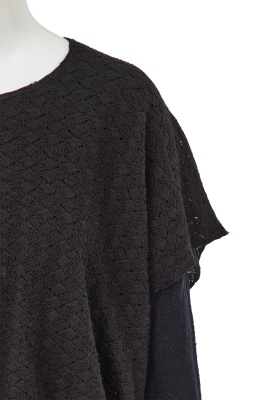 A Comme des Gar&ccedil;ons black wool double-layered top, probably 'Gloves, Skirts, Quilted Big Coats' collection, Autumn-Winter 1983-84 - 4