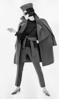 Peggy Moffitt's Rudi Gernreich 'Actors Studio' tobacco vicuna suit, Fall 1963